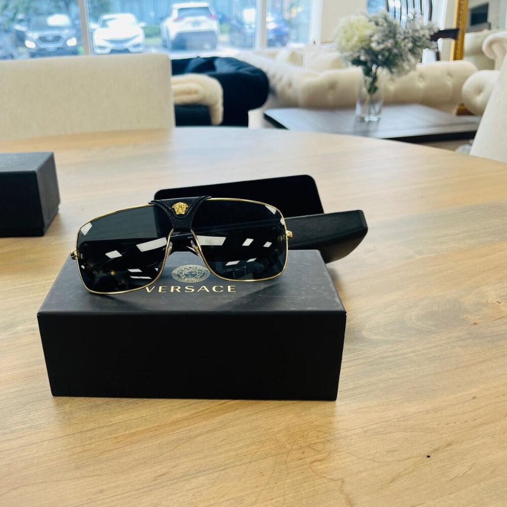 Versace Men Sunglasses - Aviator